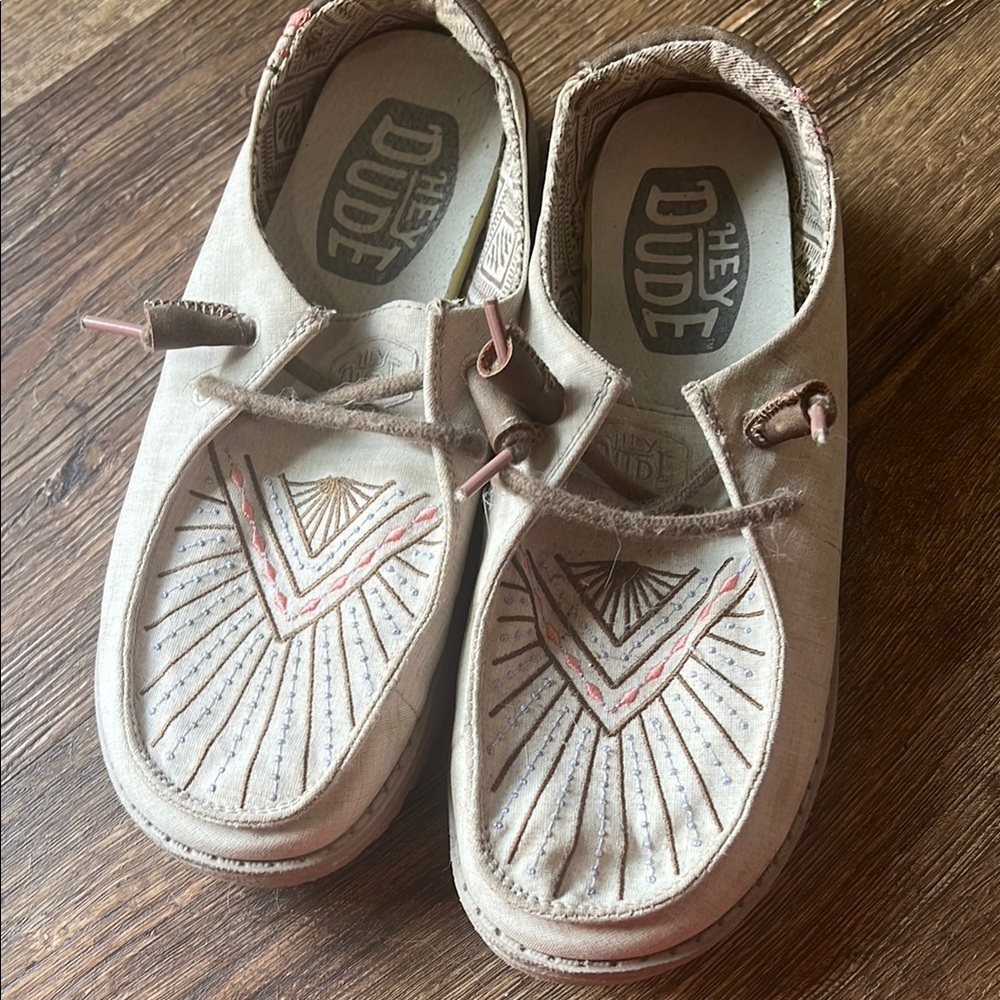 Hey Dude Women's Tan Moccasins with Pink Details size SEVEN worn ONCE.